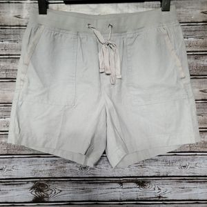 New Banana Republic Weekender Grey Linen Shorts size 4